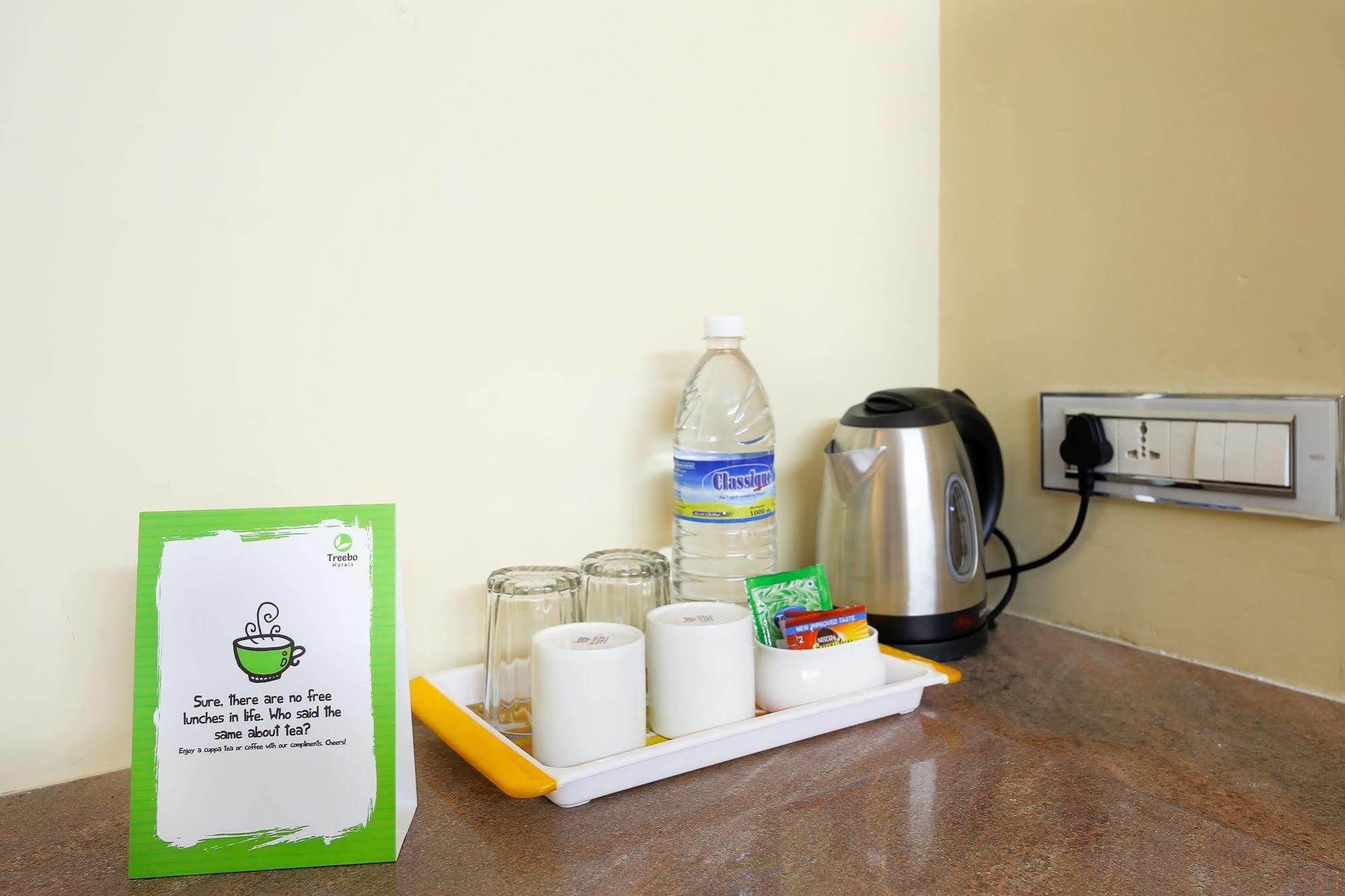 Treebo Grace Inn, 3 Min Walk From Promenade Beach Pondicherry Exterior photo